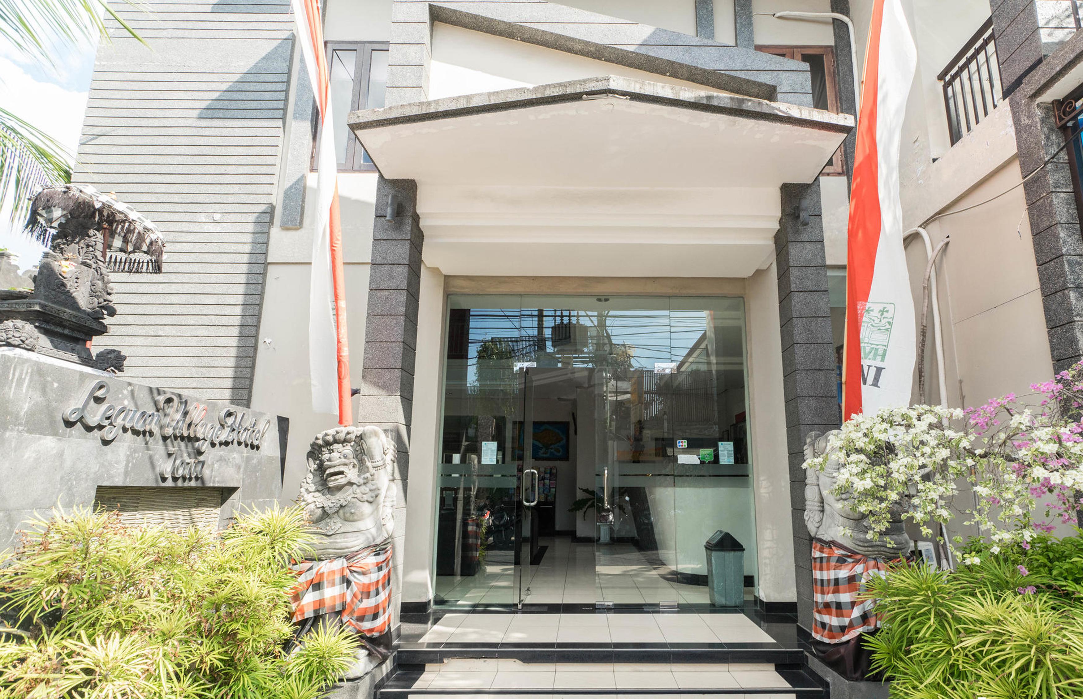 Legian Village Hotel - Chse Certified Exterior photo