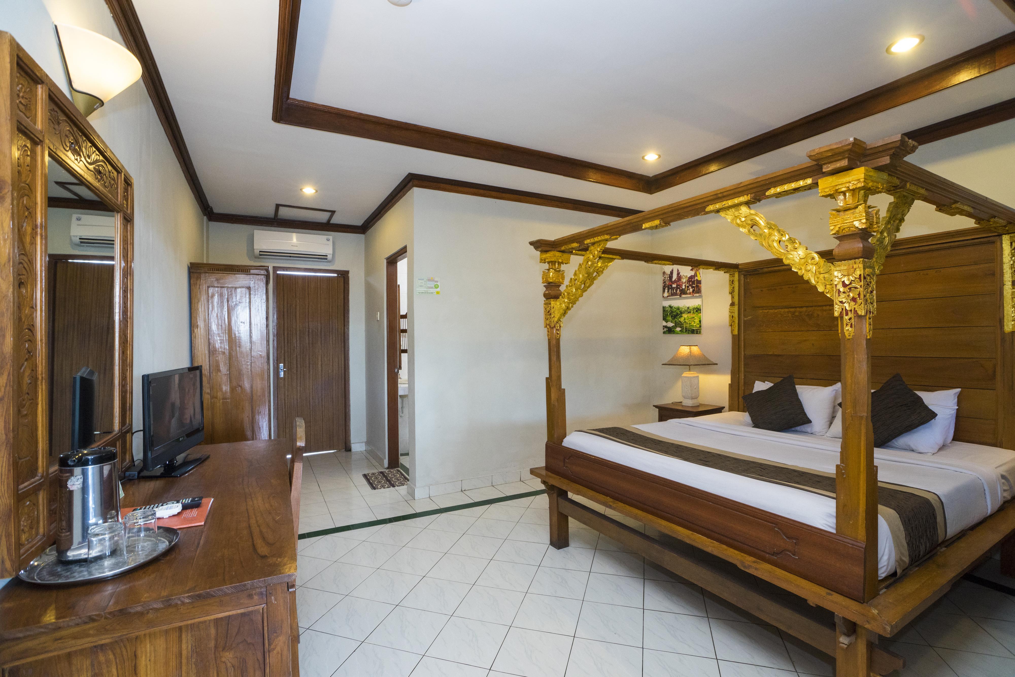 Legian Village Hotel - Chse Certified Exterior photo