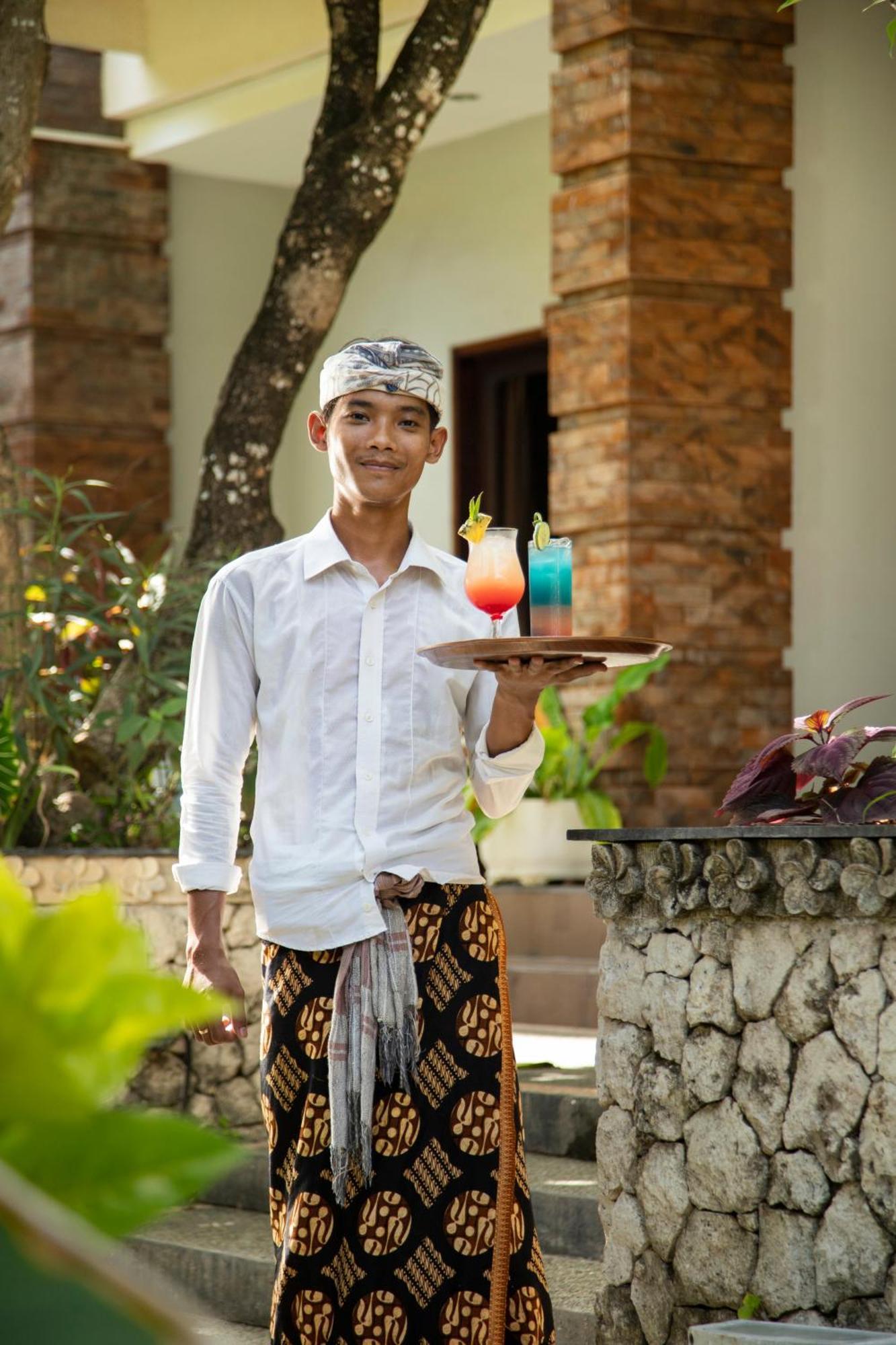 Legian Village Hotel - Chse Certified Exterior photo